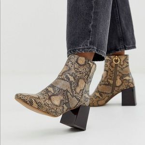 ASOS DESIGN Reed heeled ankle boot in natural snake Wide fit US 8